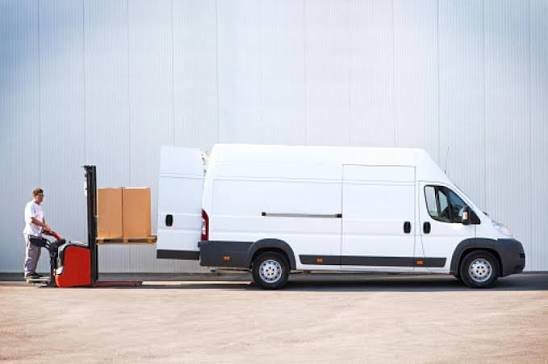 Delivery Van for rental in Ajman