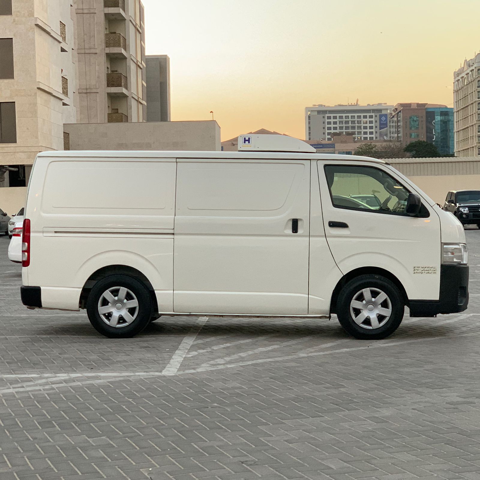 Freezer Truck 4.2 Ton With Partition