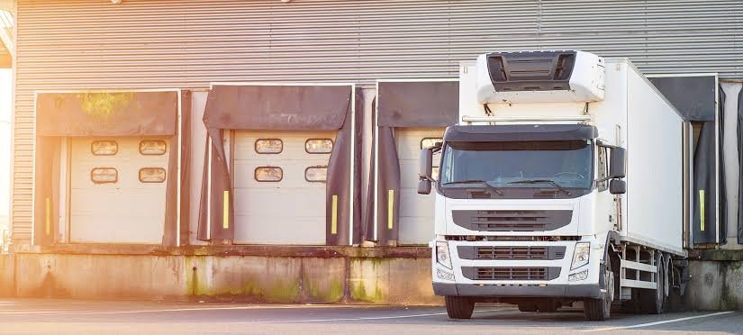 Cargo van for rental in dubai – refrigerated truck